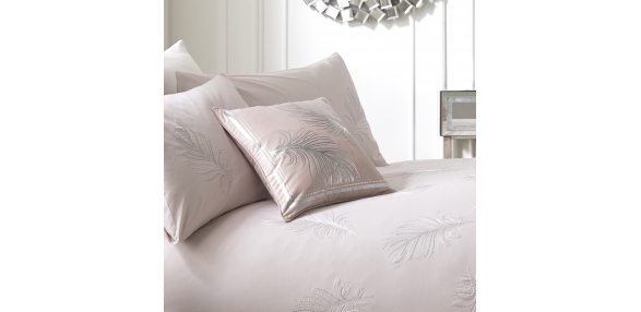 Eva - Blush Filled Cushion