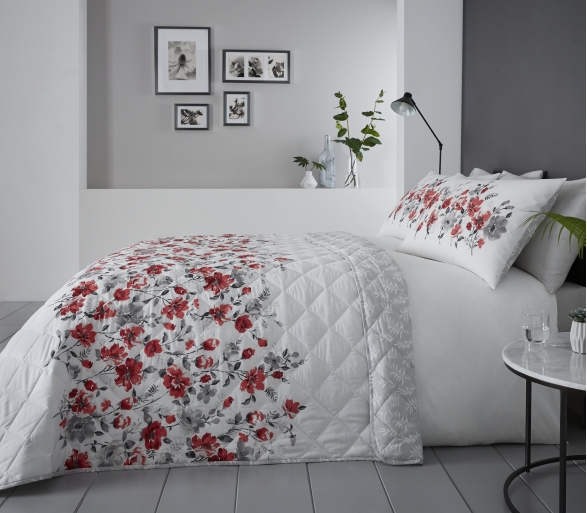 Gabriella Red Bedspread